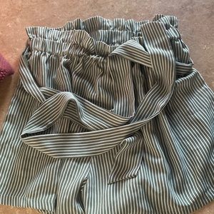 Women’s medium shorts